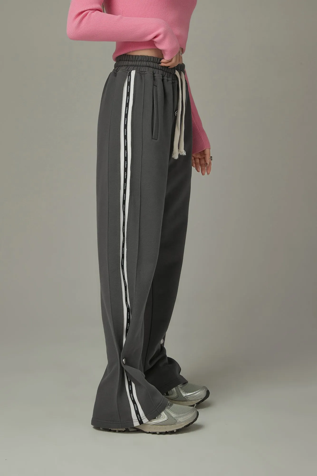 Elastic Waist Wide Sporty Pants
