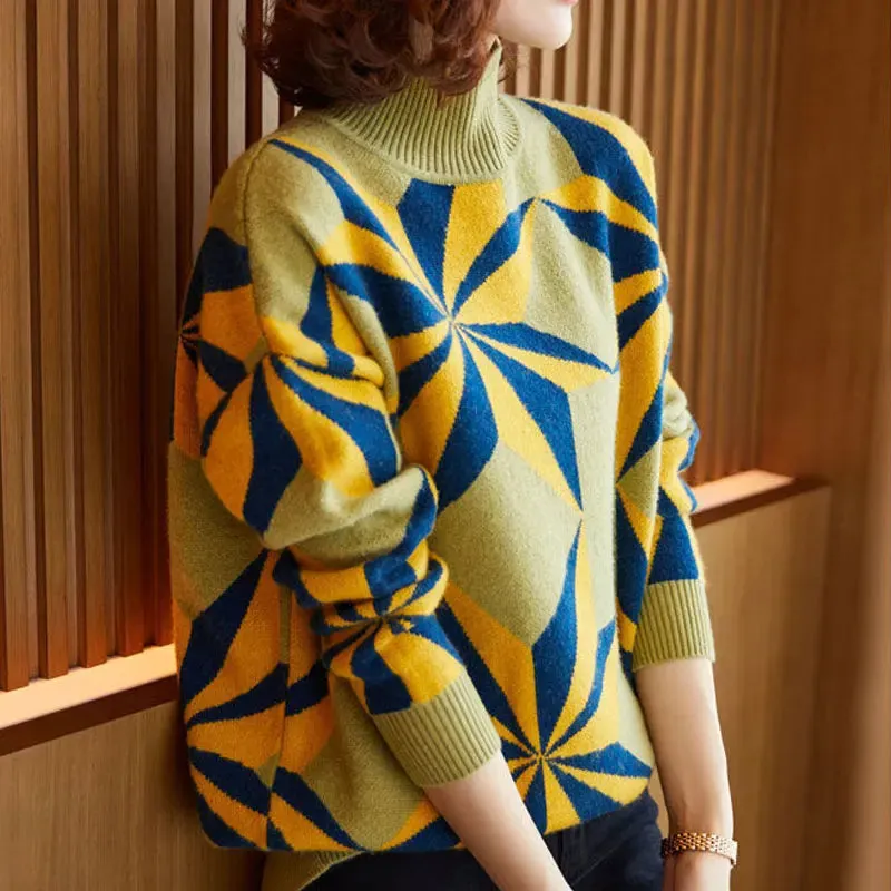 Geometric Design Women Warm Cozy Sweater - Ailime Designs