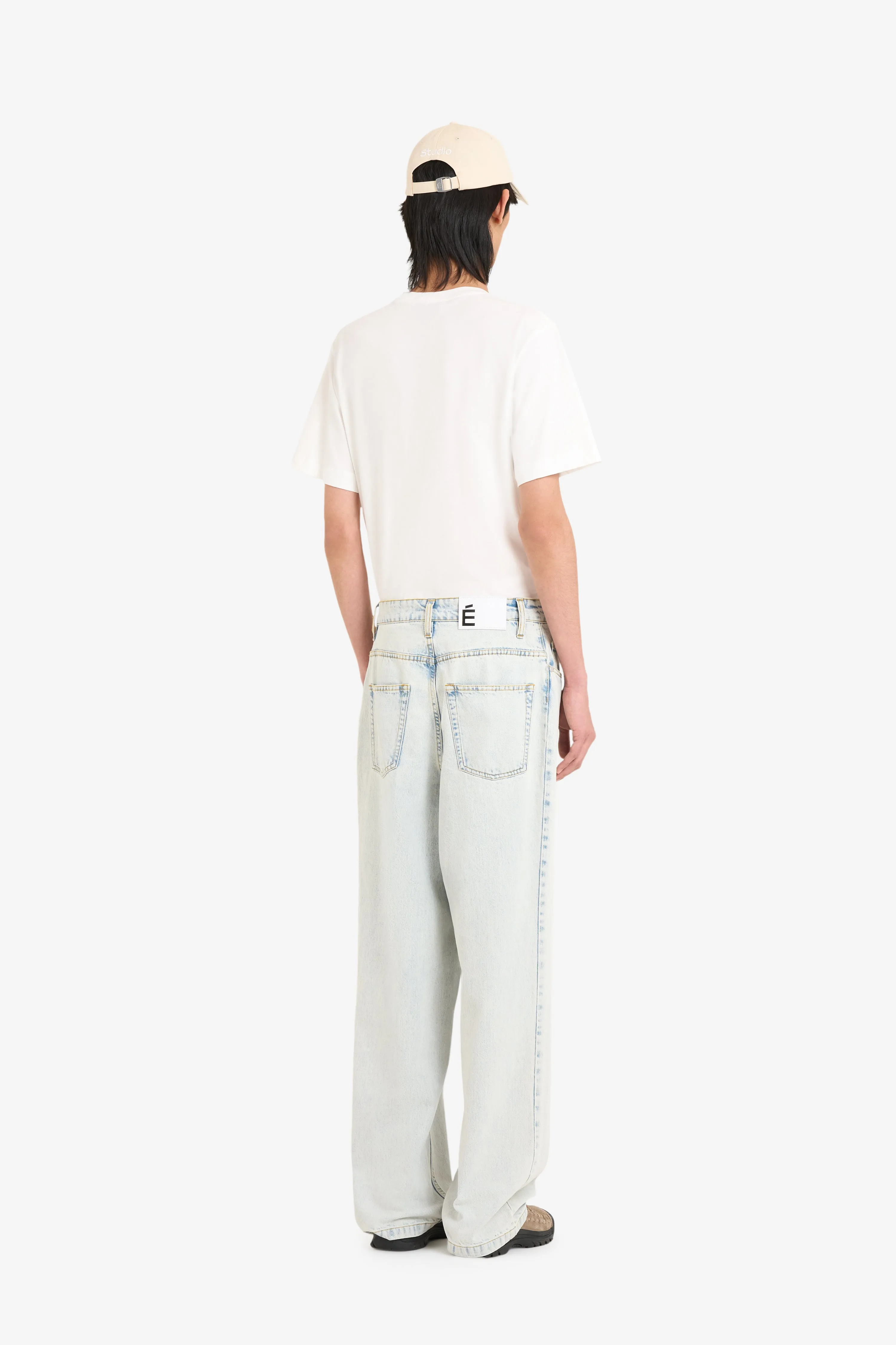 LOOSE JEANS PANT