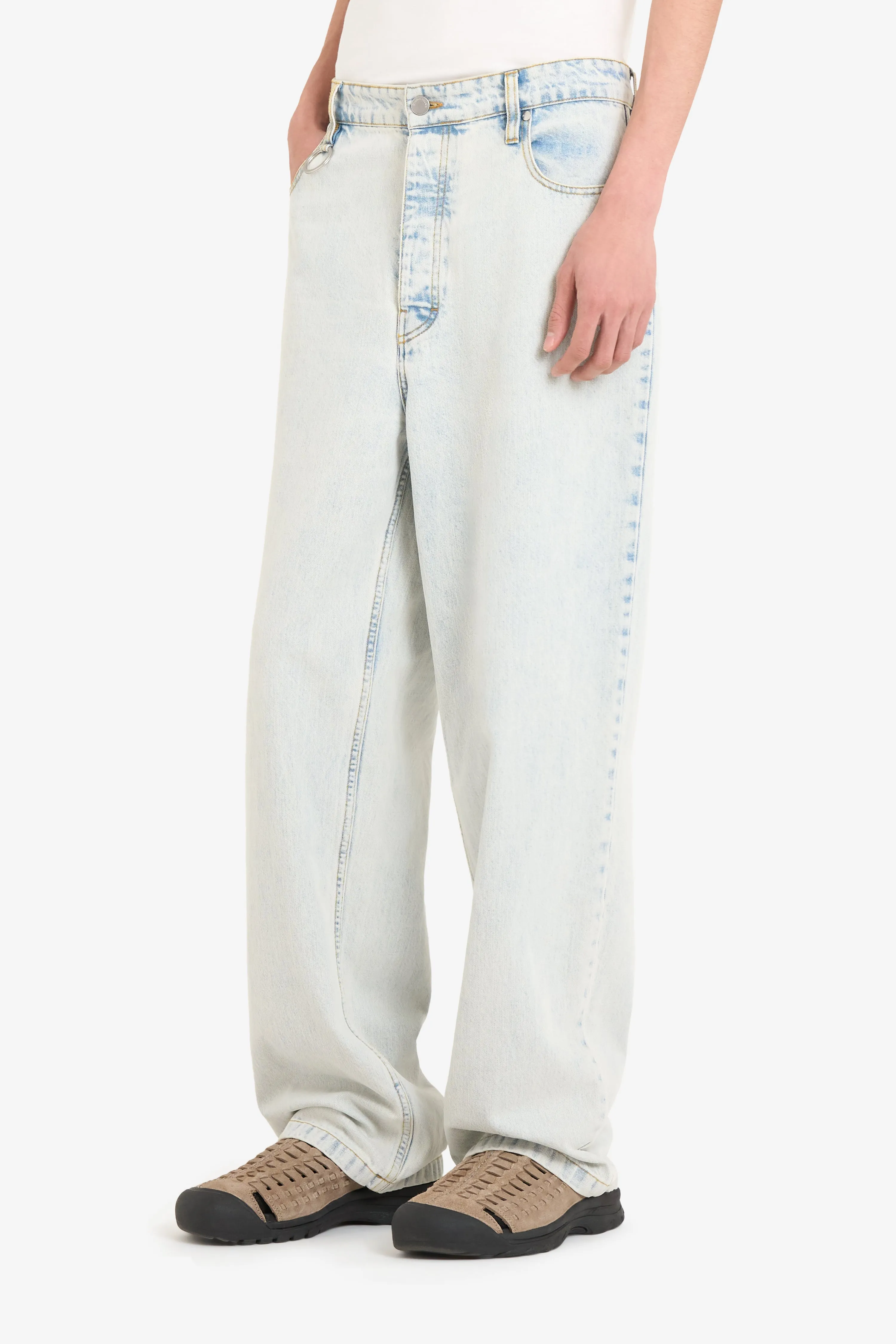LOOSE JEANS PANT