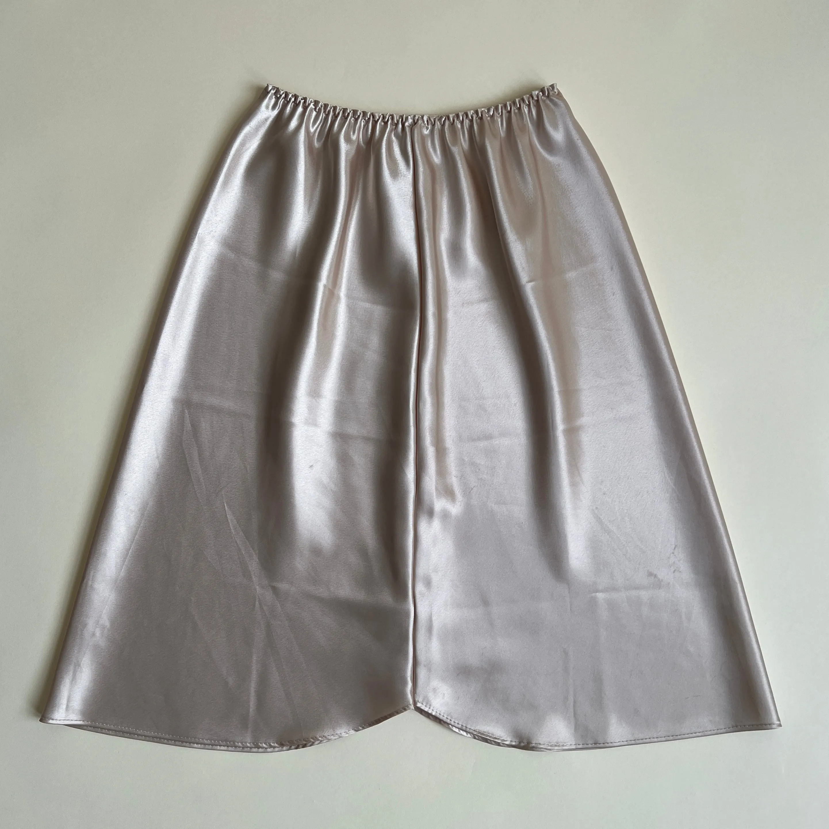 Vintage satin midi slip skirt (S/M)